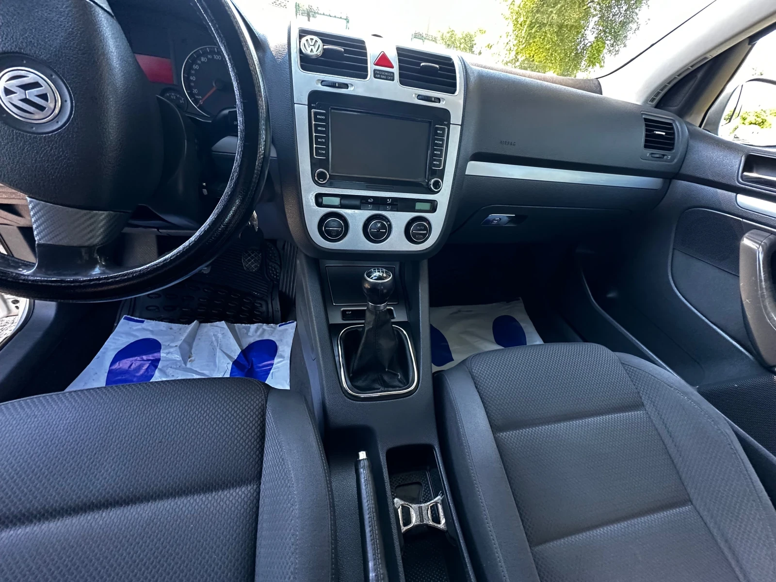 VW Golf 5, снимка 3 - Автомобили и джипове - 55239962
