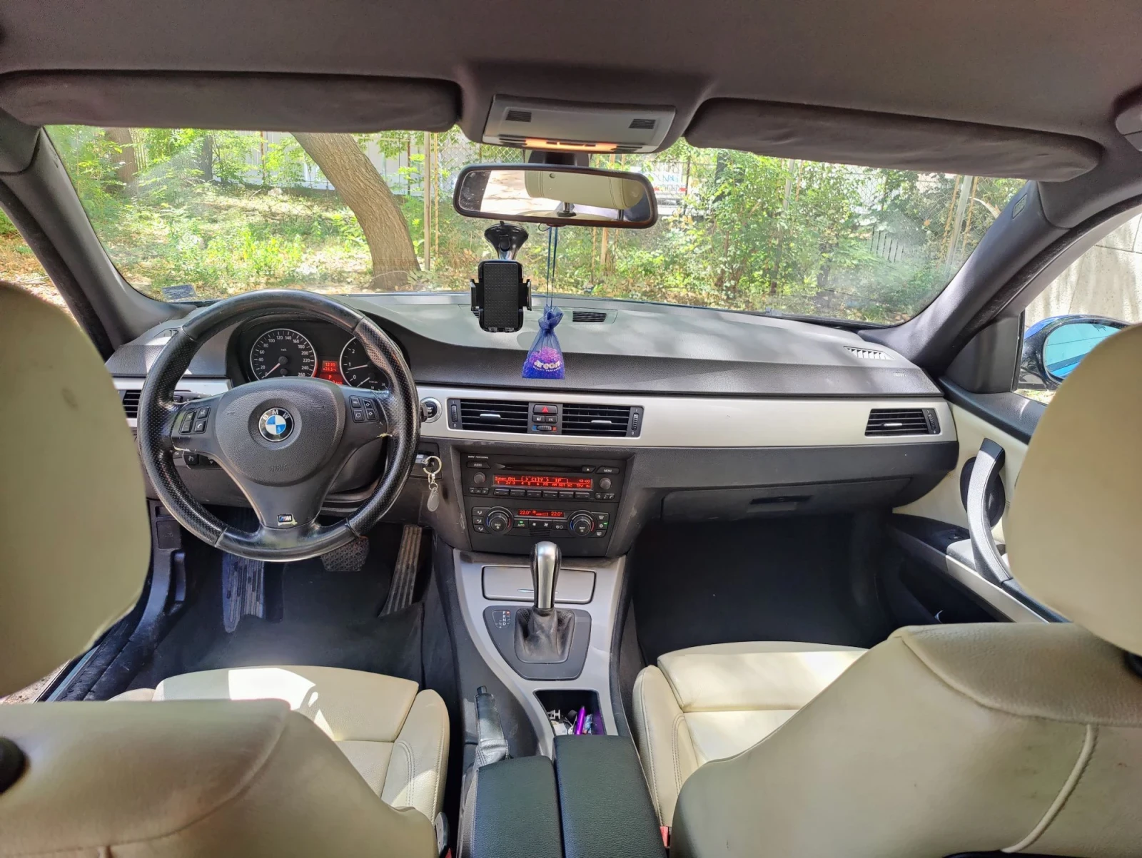 BMW 330, снимка 8 - Автомобили и джипове - 55541070