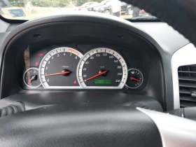 Chevrolet Captiva 2.4, 6+ 1 ГАЗ, снимка 13