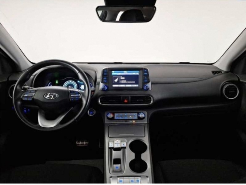 Hyundai Kona 42kw 320км пробег 136к.с Гаранция, снимка 10 - Автомобили и джипове - 46461036