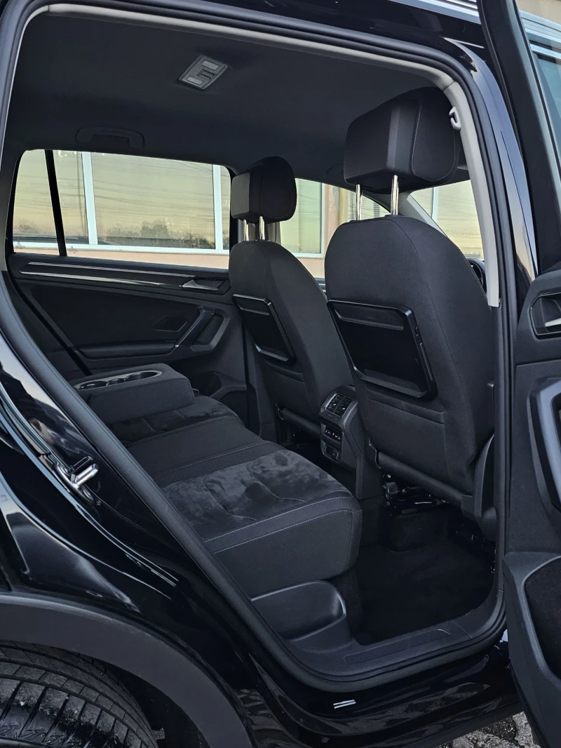 VW Tiguan 2.0 TDI 4Motion 190к.с. Offroad Head Up CarPlay , снимка 8 - Автомобили и джипове - 52003986