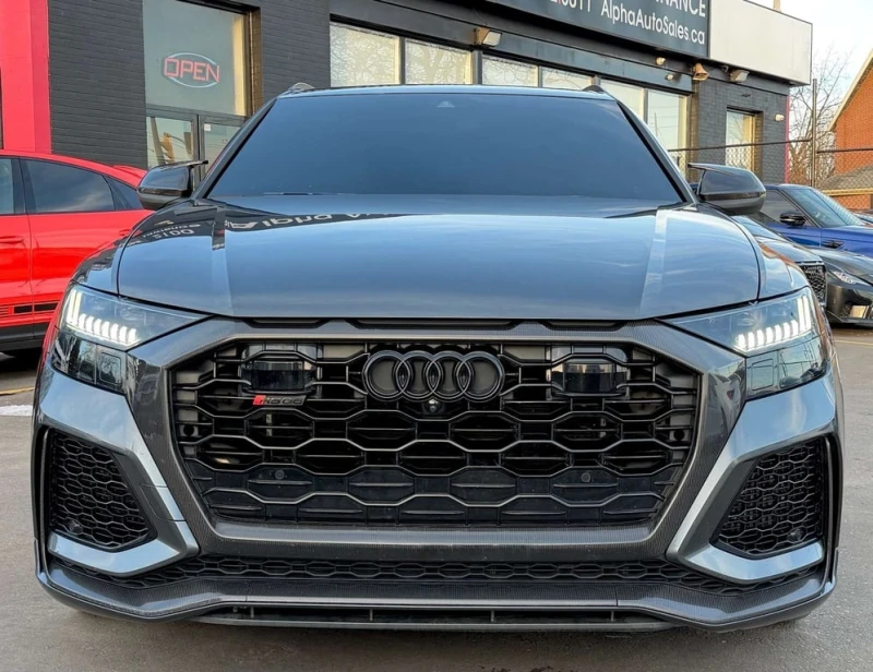 Audi RSQ8 * CARFAX * БЕЗ ПЪРВОНАЧАЛНА ВНОСКА, снимка 8 - Автомобили и джипове - 53102767