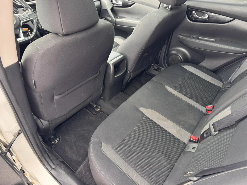 Nissan Qashqai Acenta + , снимка 10 - Автомобили и джипове - 53469498