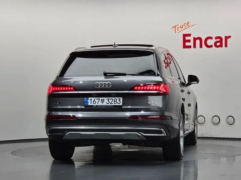 Audi Q7, снимка 4 - Автомобили и джипове - 56689819