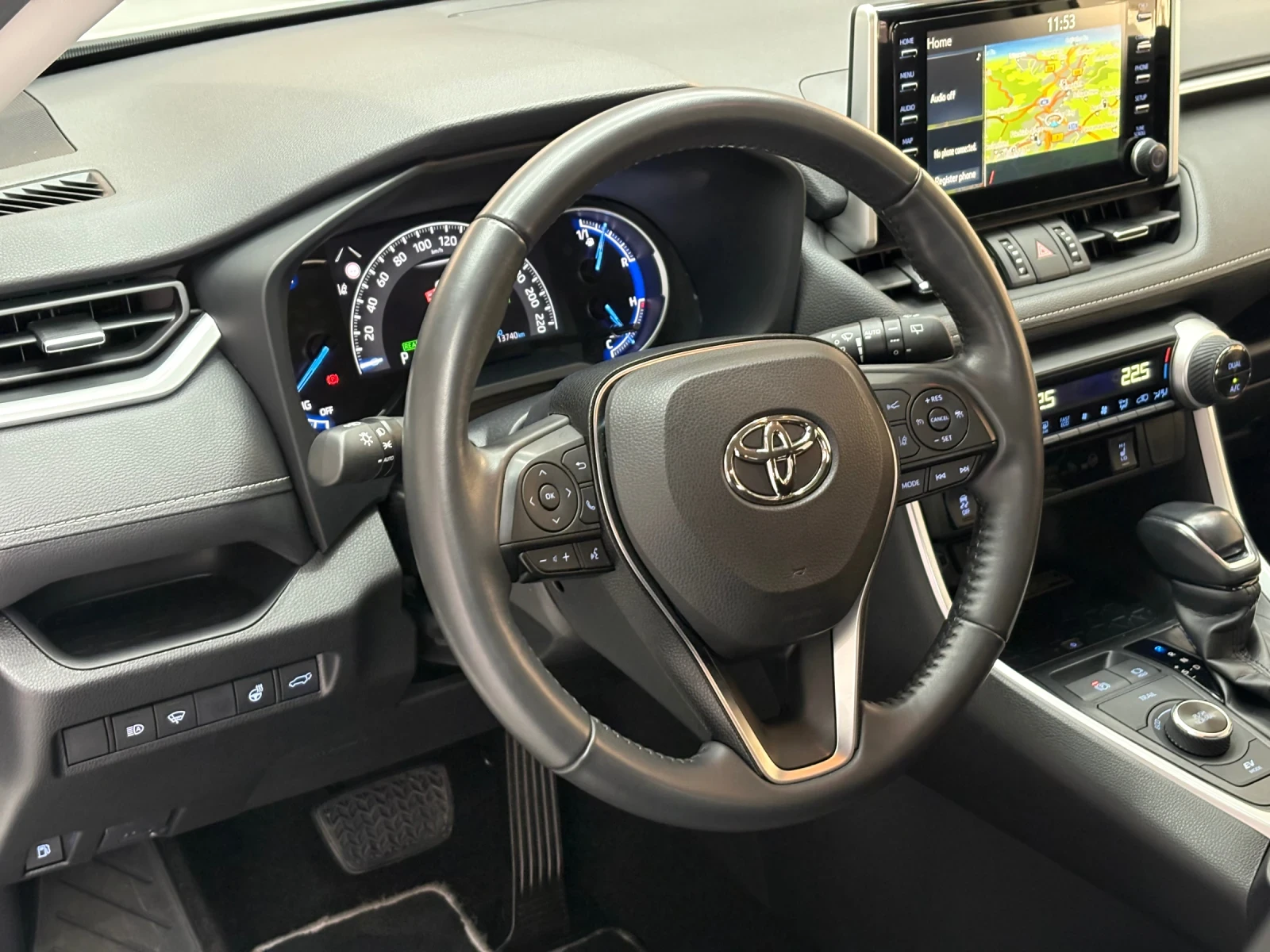 Toyota Rav4 * 2.5* 4X4* ТЕАМ D* HYBRID* NAVI* CARPLAY* LED* CA - изображение 8