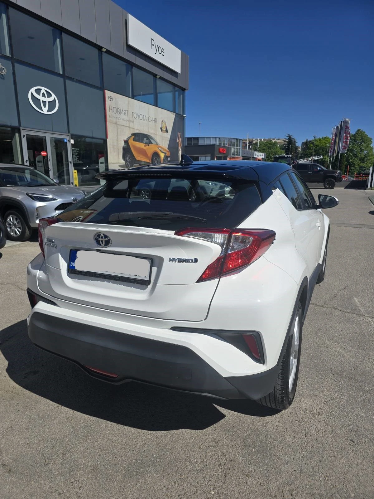 Toyota C-HR 1.8 хибрид фейслифт - изображение 4