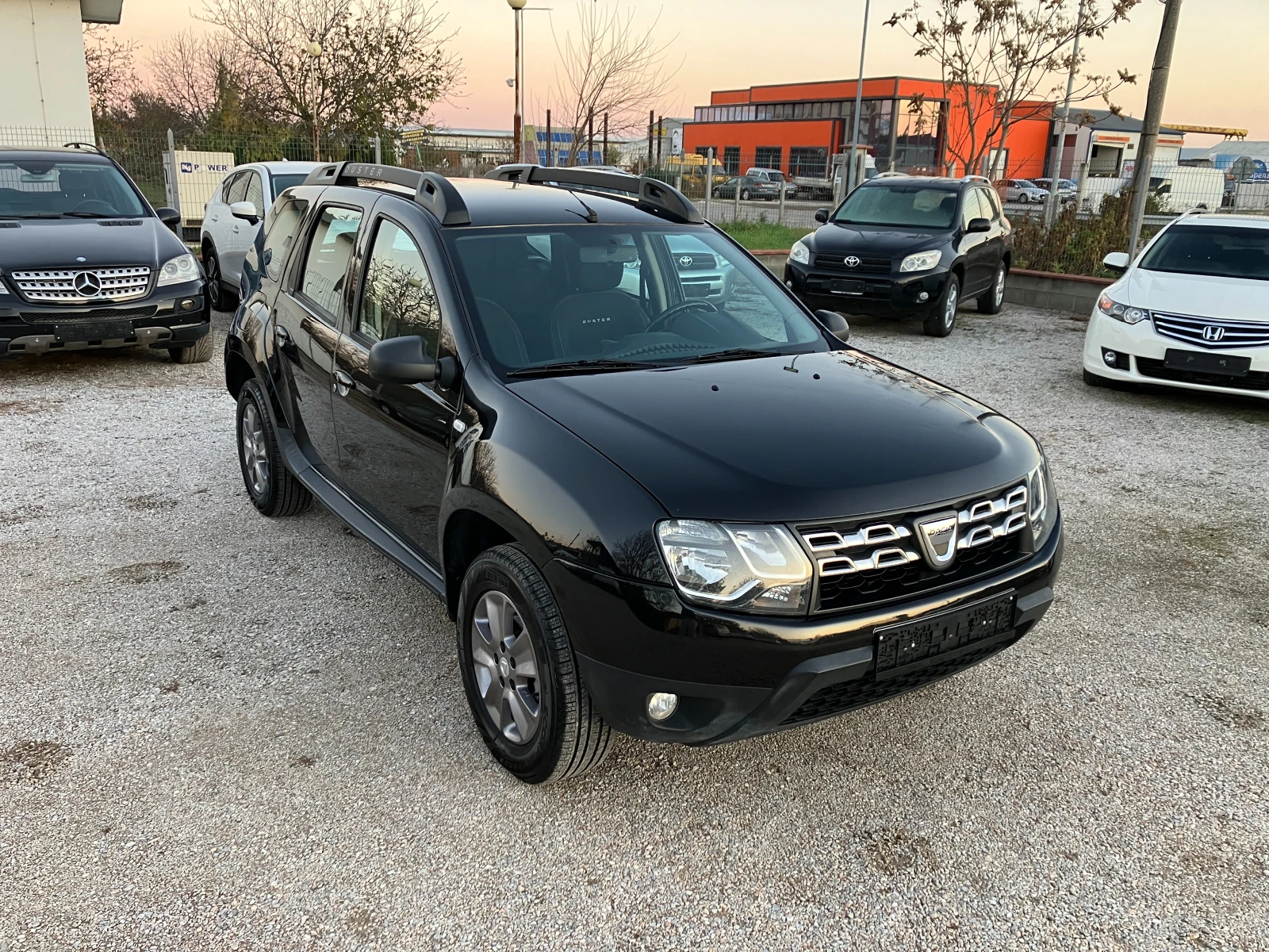 Dacia Duster 1.5 DCI - изображение 10