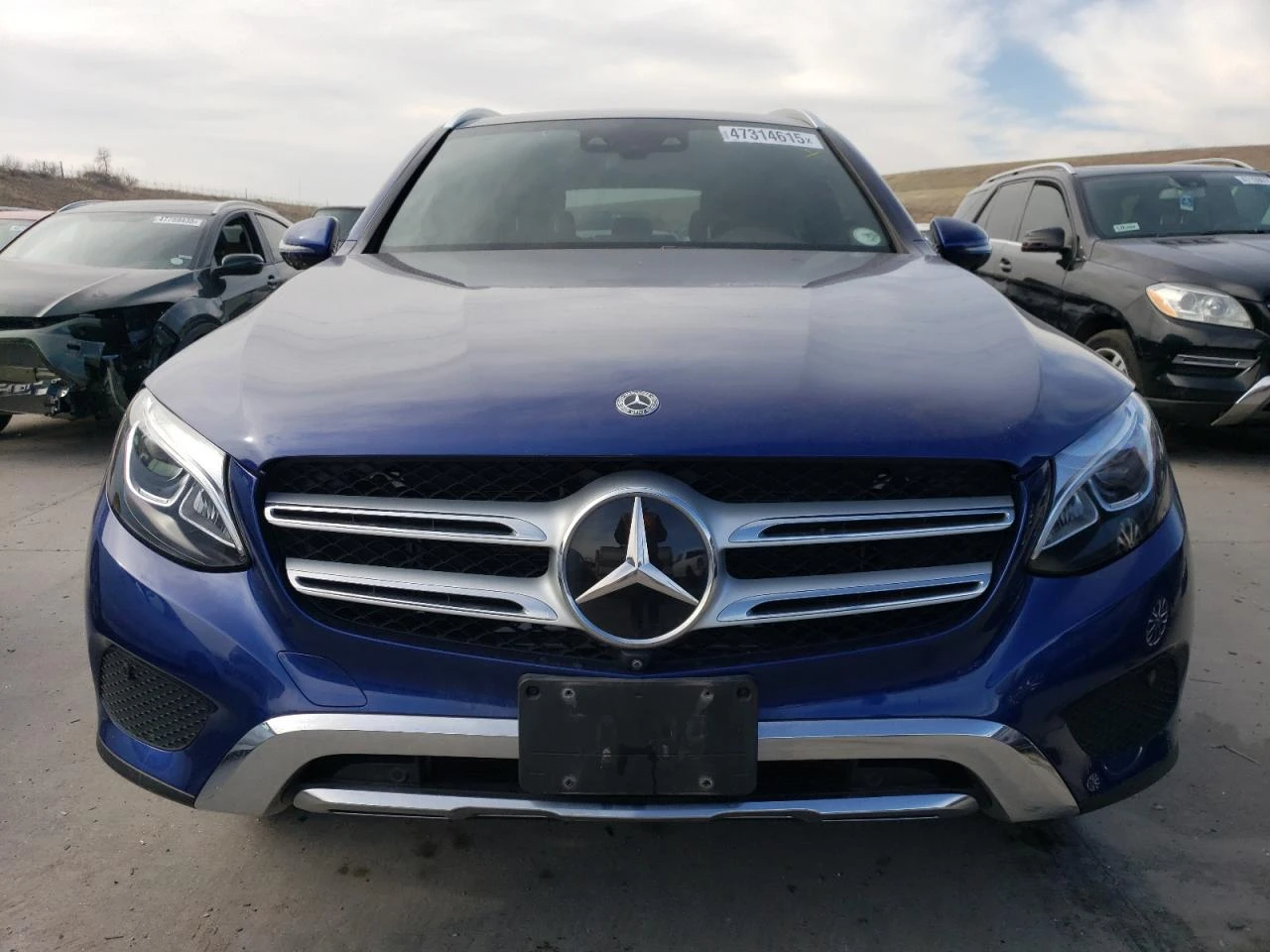 Mercedes-Benz GLC 300 4MATIC* Full LED* Burmester* Подгрев* Пано* Камери - изображение 5