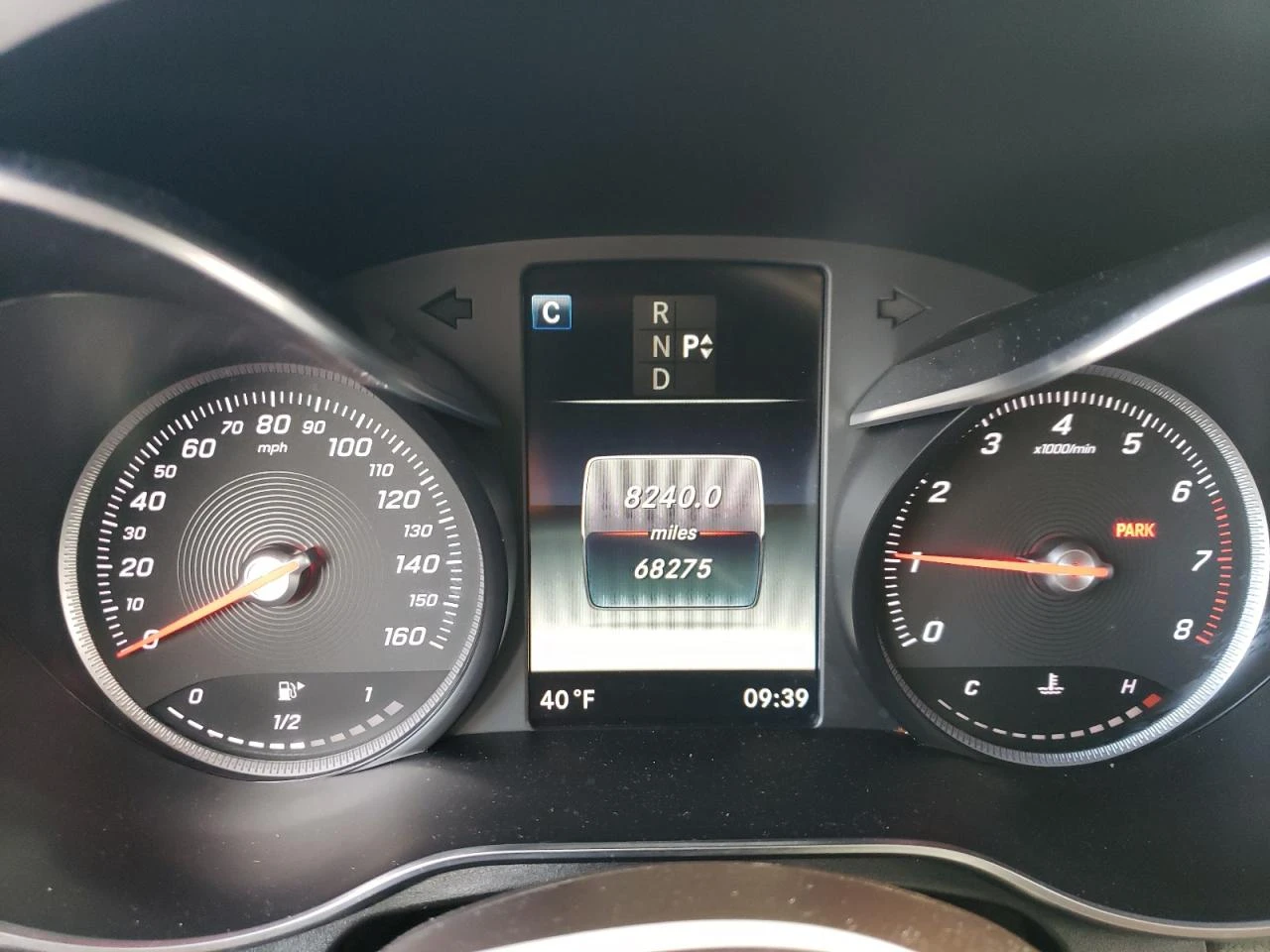 Mercedes-Benz GLC 300 4MATIC* Full LED* Burmester* Подгрев* Пано* Камери - изображение 9