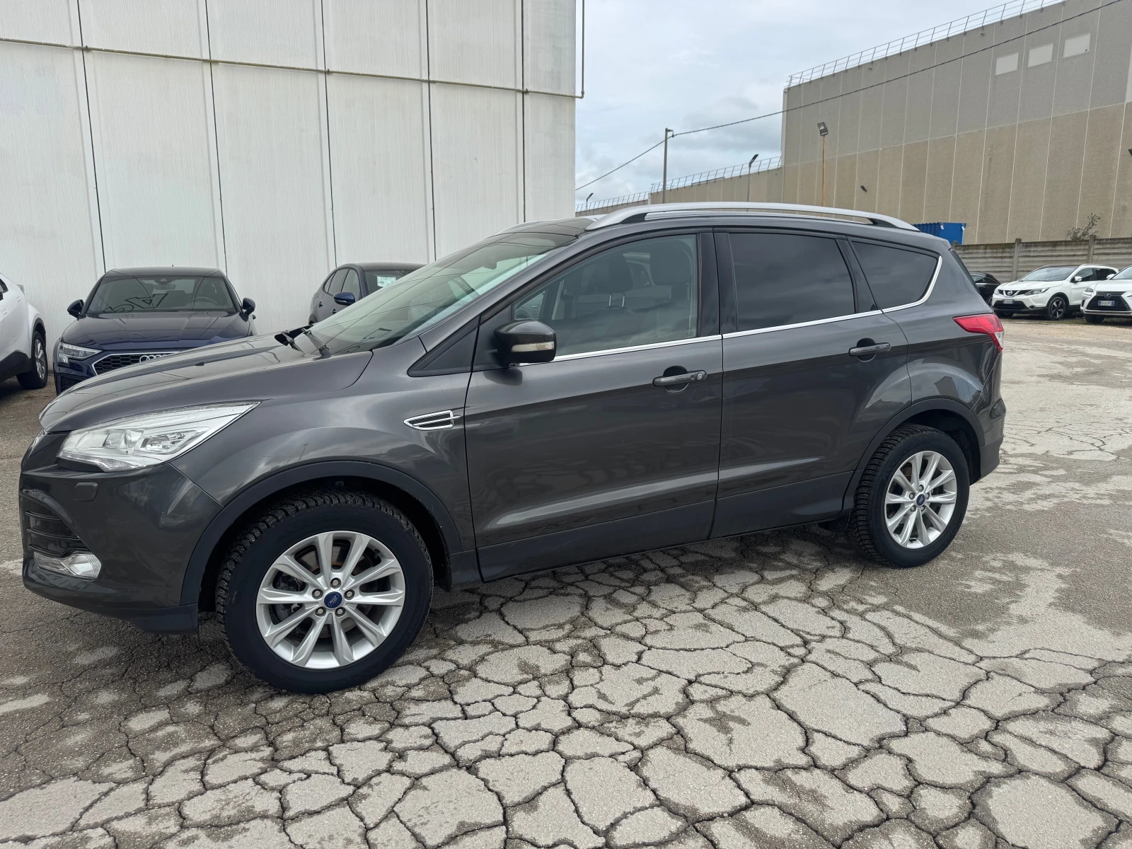 Ford Kuga 2.0 TDCI TITANIUM KAMERA NAVI EURO 6 - изображение 5