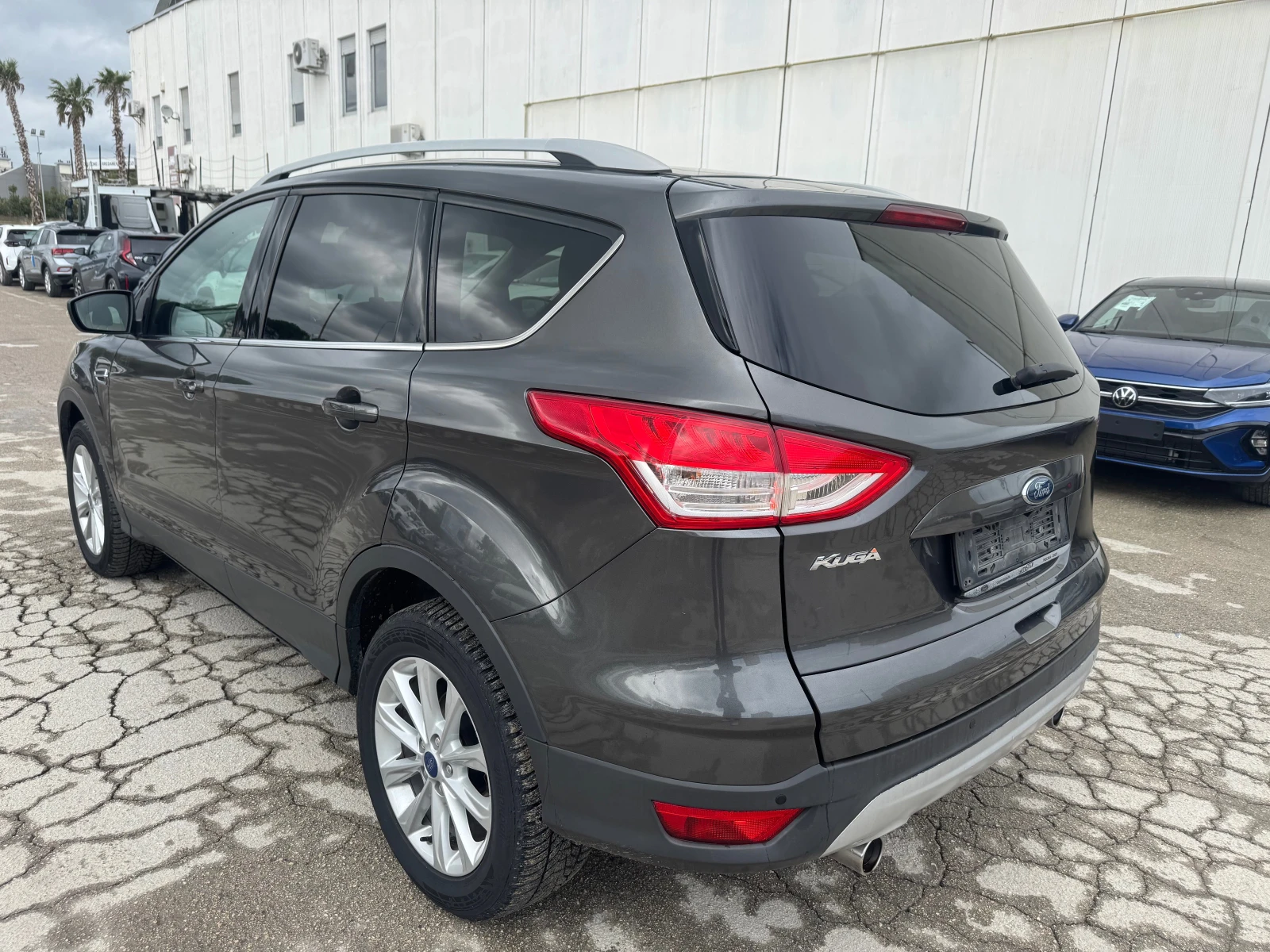 Ford Kuga 2.0 TDCI TITANIUM KAMERA NAVI EURO 6 - изображение 6