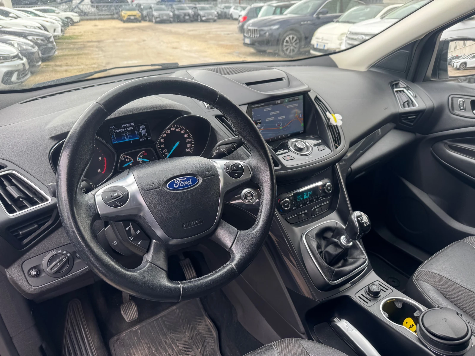 Ford Kuga 2.0 TDCI TITANIUM KAMERA NAVI EURO 6 - изображение 9