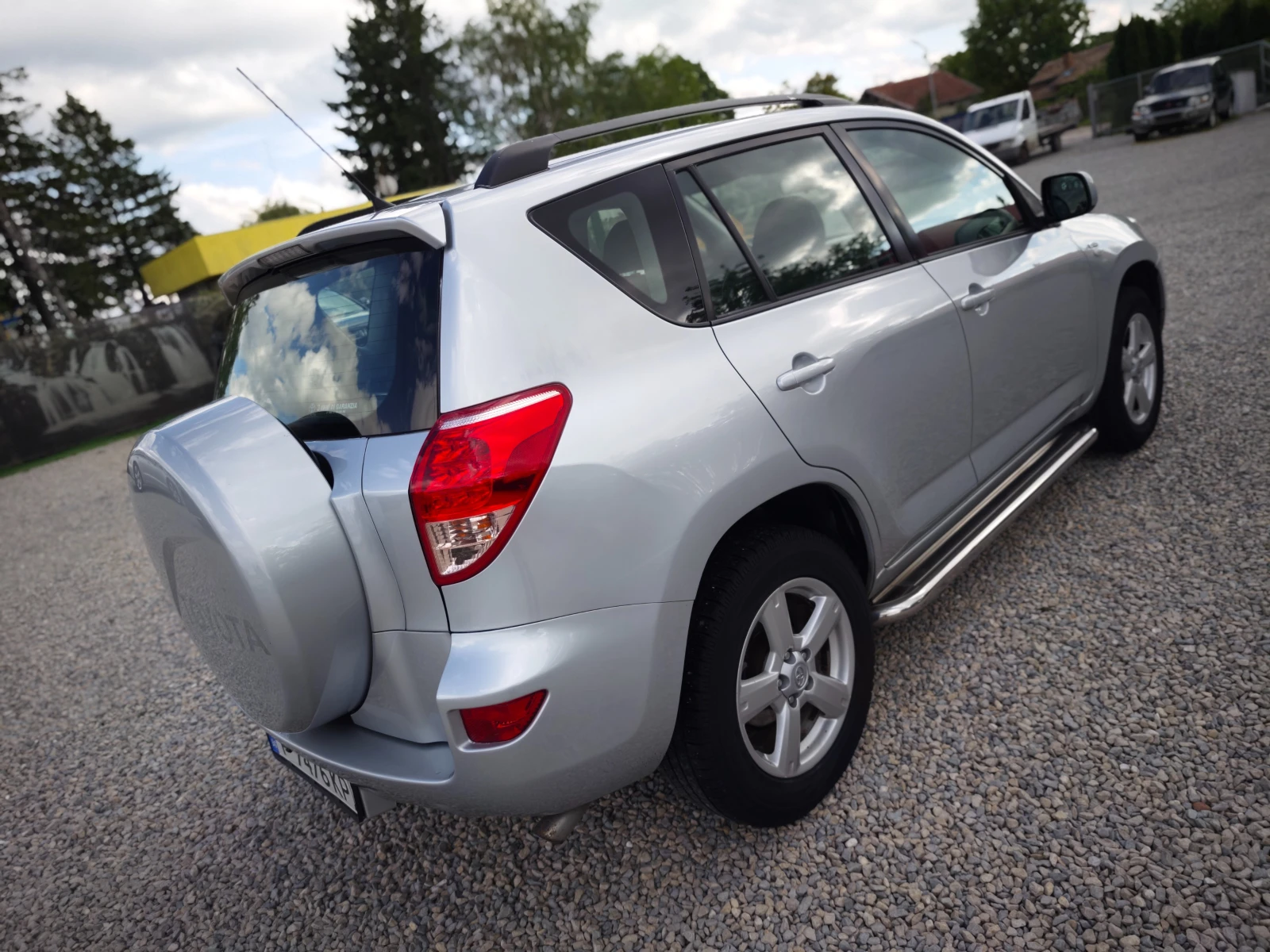 Toyota Rav4 ПРОДАДЕНА 16.ЮНИ.2025г - изображение 10