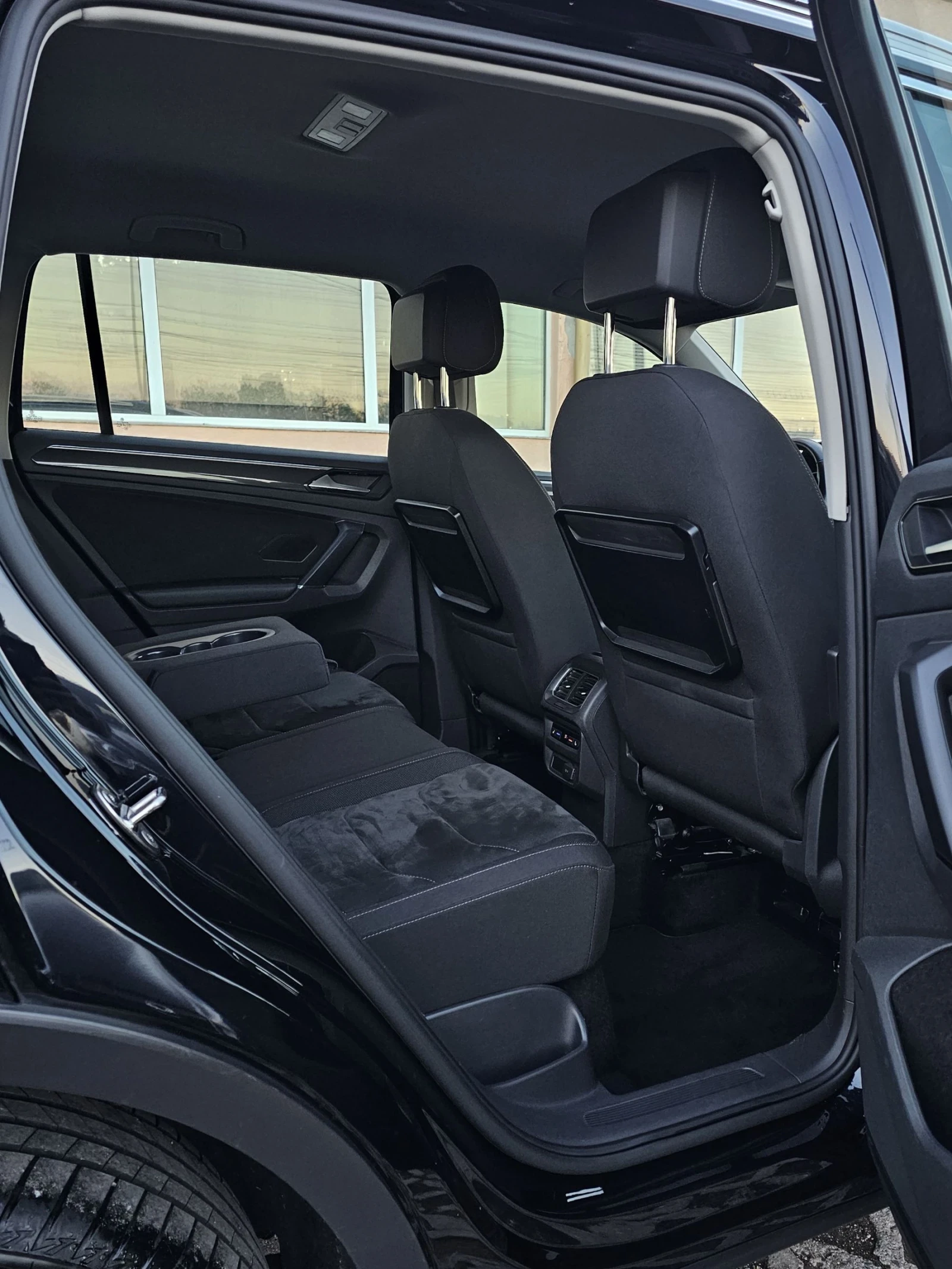 VW Tiguan 2.0 TDI 4Motion 190к.с. Offroad Head Up CarPlay  - изображение 8