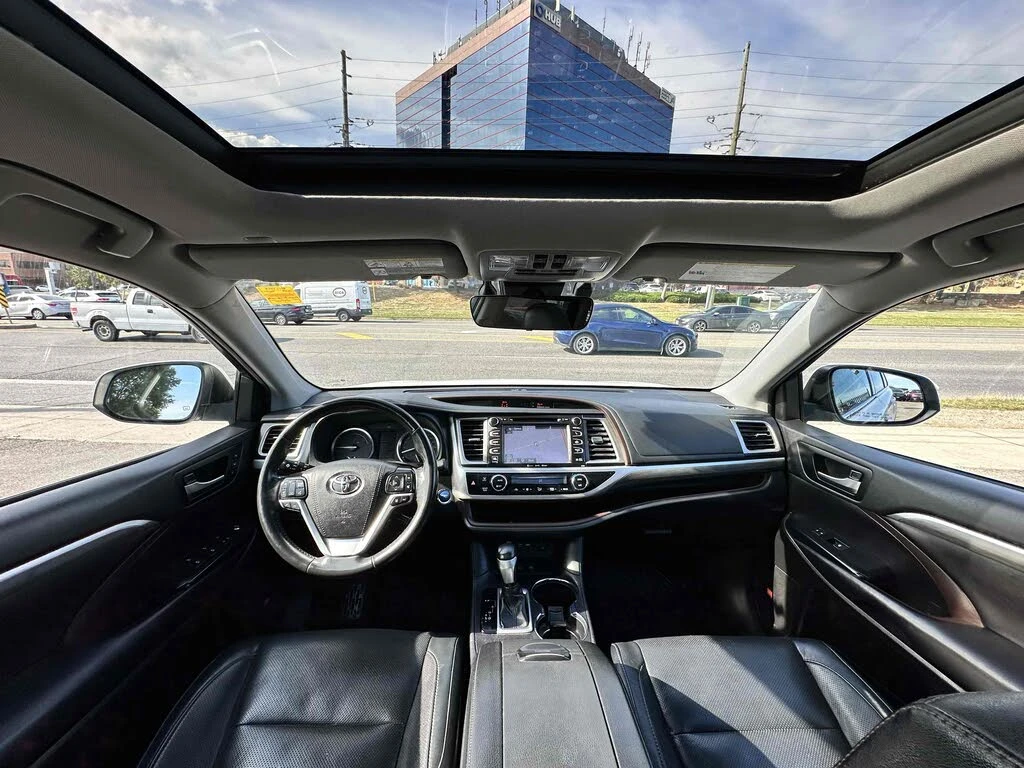 Toyota Highlander Hybrid Limited PANO* 360CAM* ПОДГРЕВ* ОДБУХВАНЕ*  - изображение 10