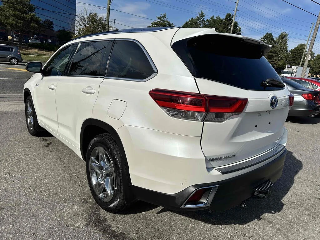 Toyota Highlander Hybrid Limited PANO* 360CAM* ПОДГРЕВ* ОДБУХВАНЕ*  - изображение 2