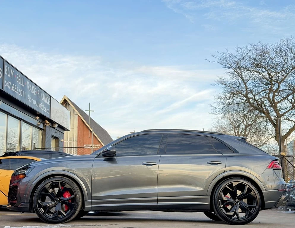 Audi RSQ8 * CARFAX * БЕЗ ПЪРВОНАЧАЛНА ВНОСКА - изображение 2