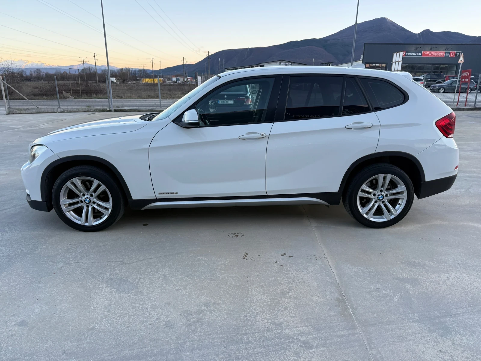 BMW X1 S DRIVE - изображение 3