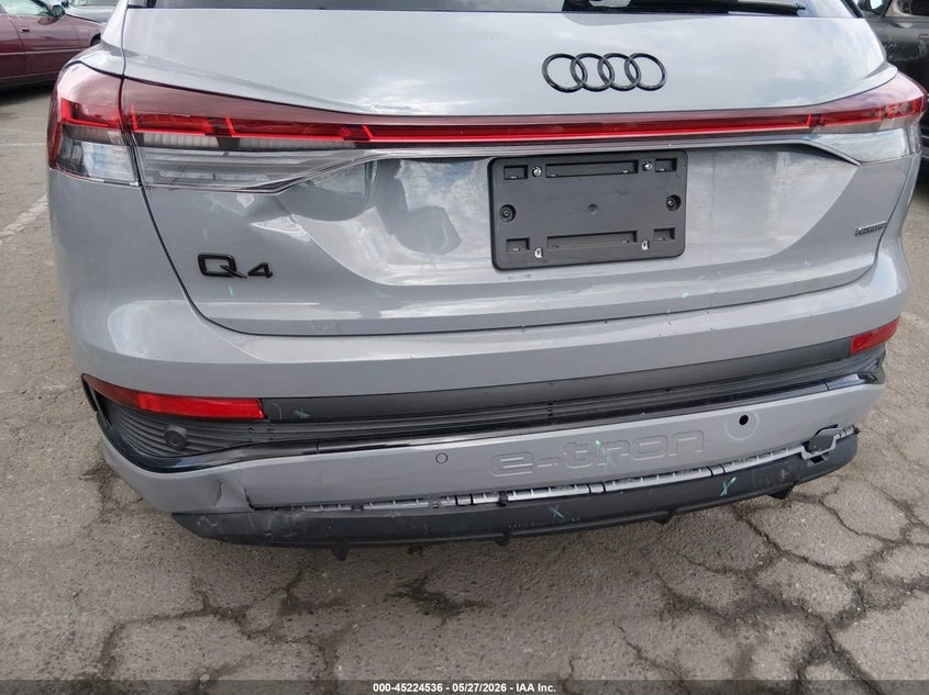 Audi Q4 E-Tron Premium 55 Quattro, снимка 6 - Автомобили и джипове - 55246241