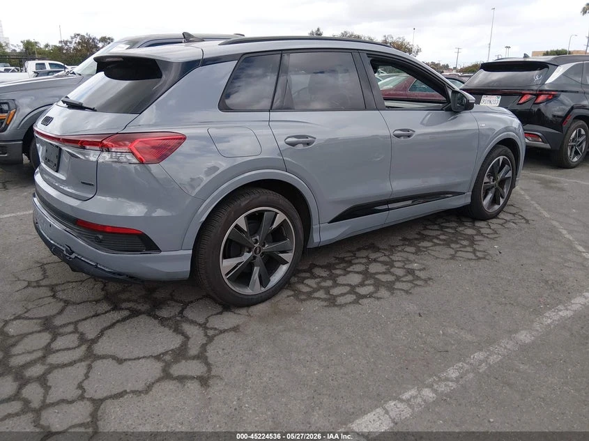 Audi Q4 E-Tron Premium 55 Quattro, снимка 4 - Автомобили и джипове - 55246241