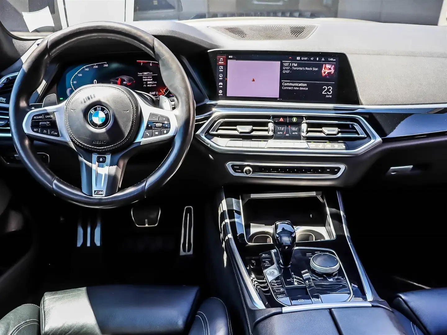 BMW X5 xDrive* 40i* M-Pack* Distronik* H/K* Без инциденти, снимка 6 - Автомобили и джипове - 55888831