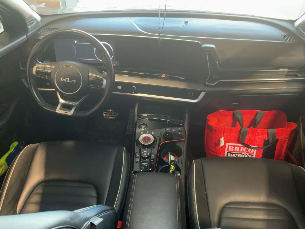 Kia Sportage 1.6 TGDI Hybrid GT-Line Premium, снимка 8 - Автомобили и джипове - 55902202