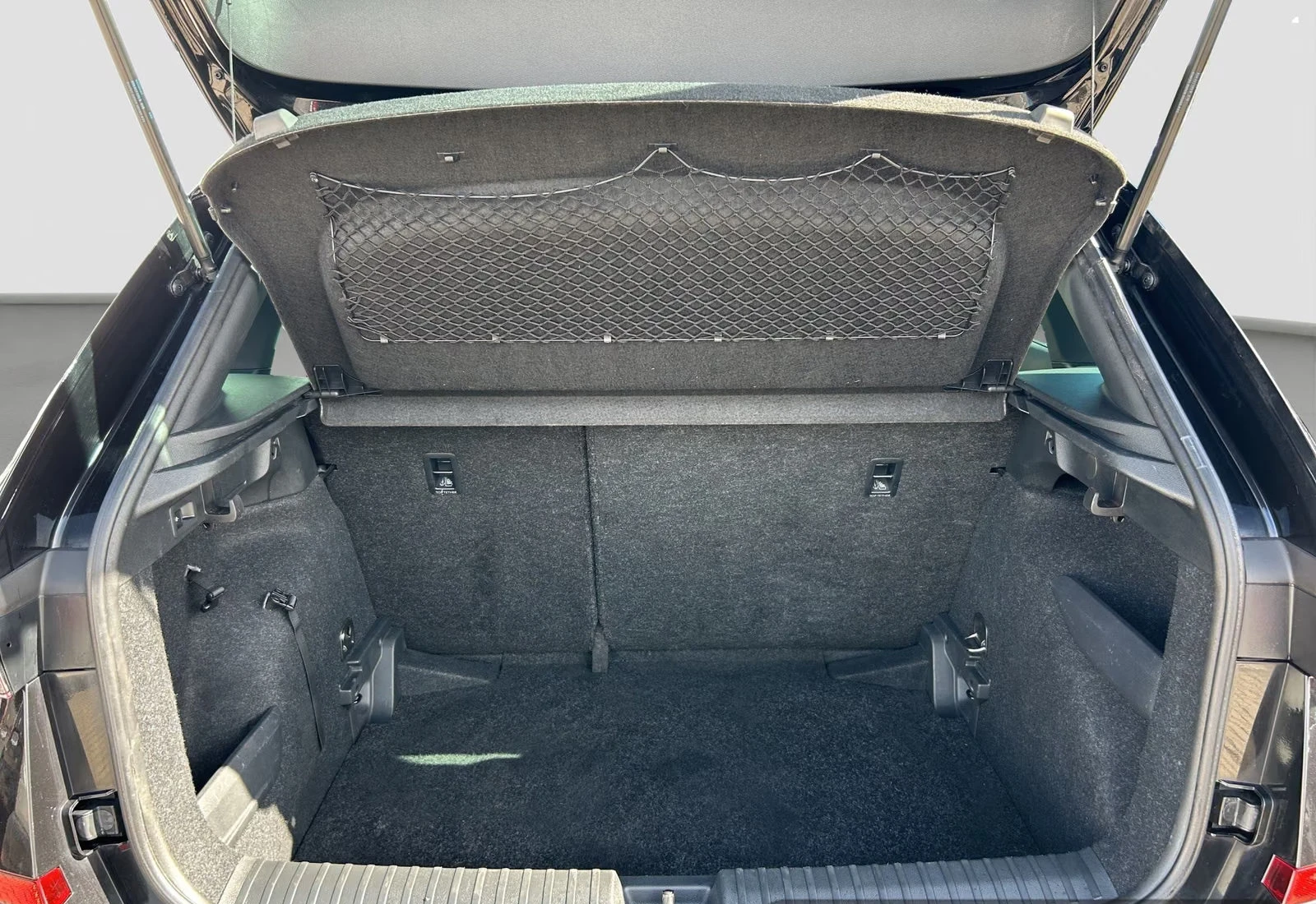 Skoda Kamiq MONTE-CARLO/110HP/DSG/PANO/CAM/LED/NAVI/KLESS/668q, снимка 13 - Автомобили и джипове - 55952841
