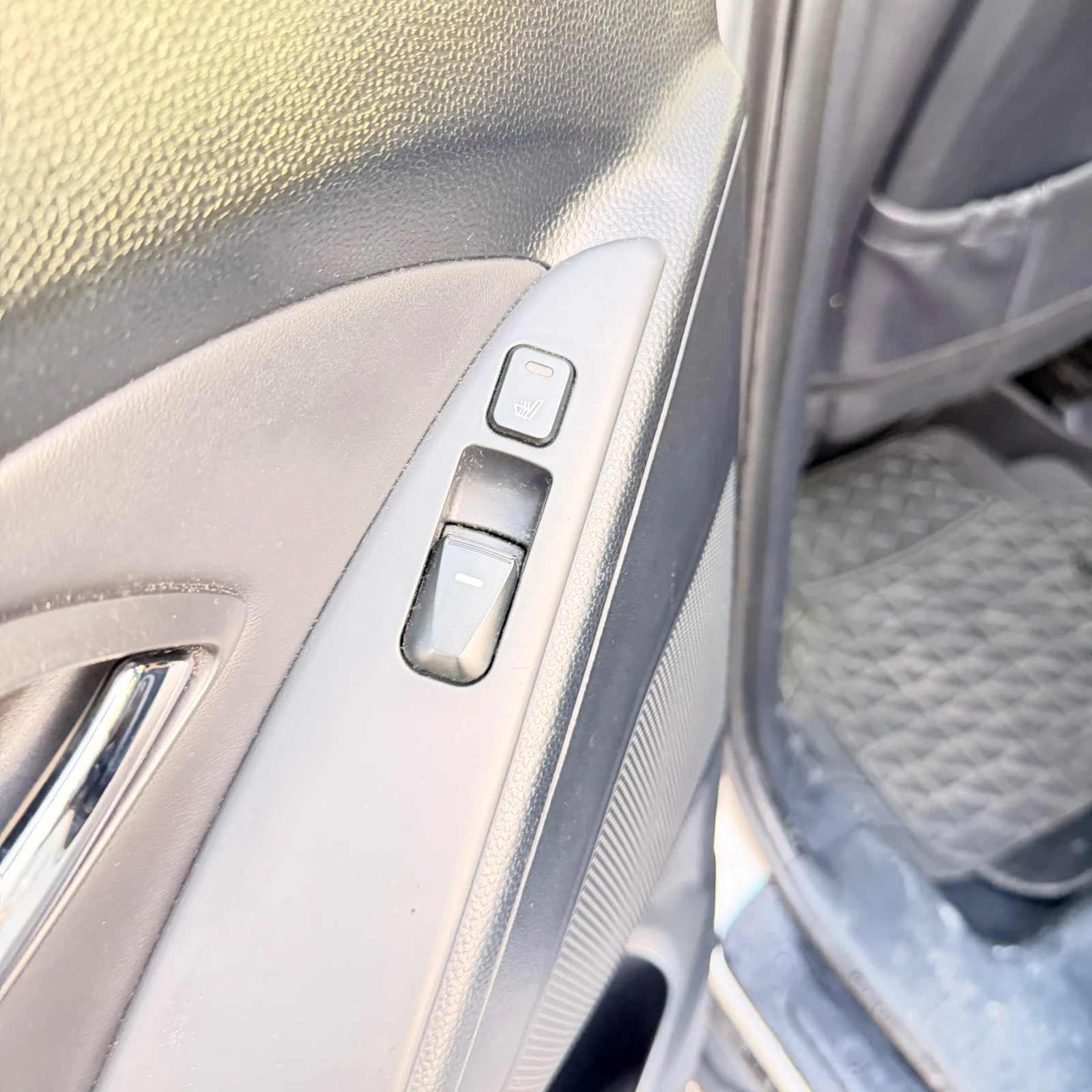 Hyundai IX35 4* 4, снимка 17 - Автомобили и джипове - 56163004