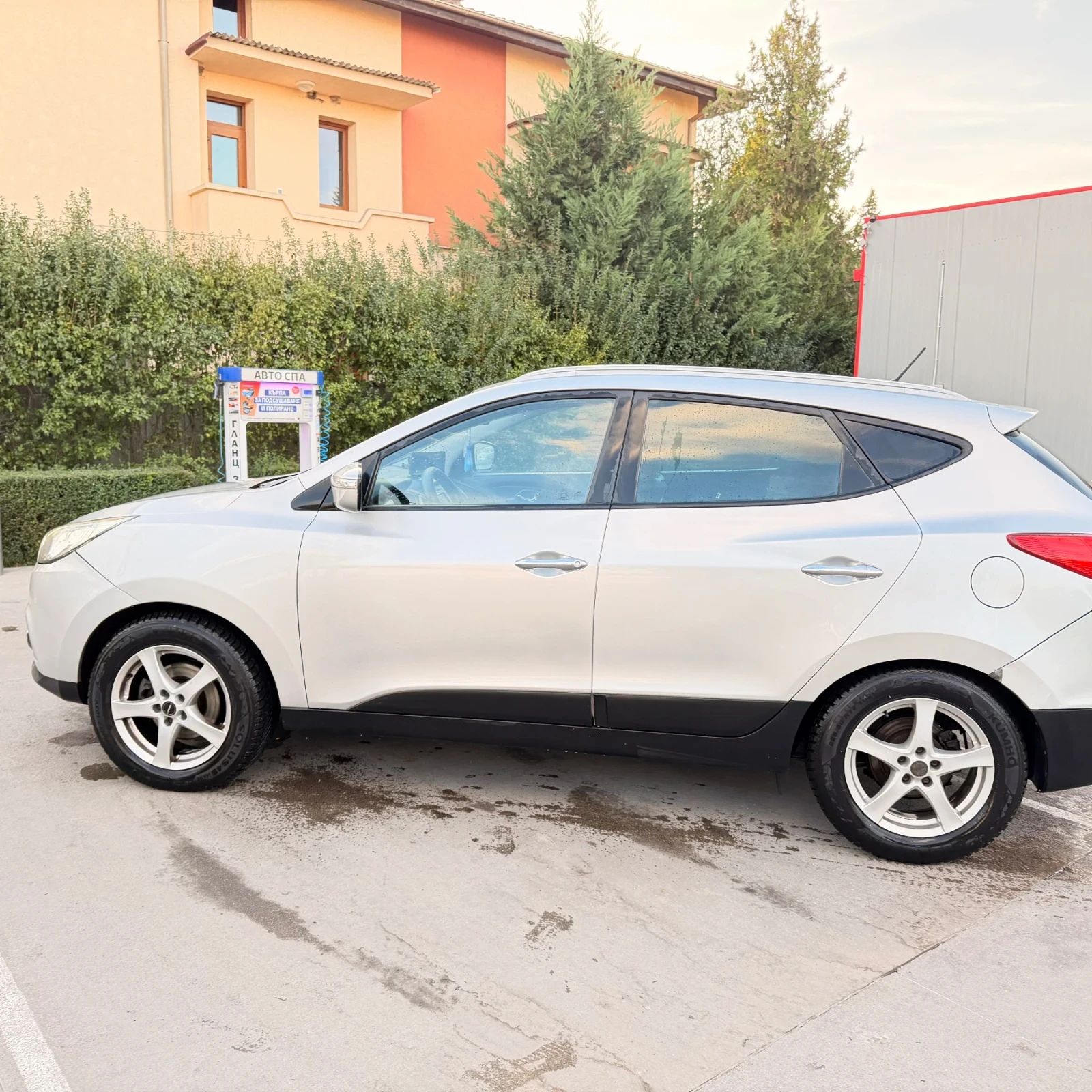 Hyundai IX35 4* 4, снимка 2 - Автомобили и джипове - 56163004