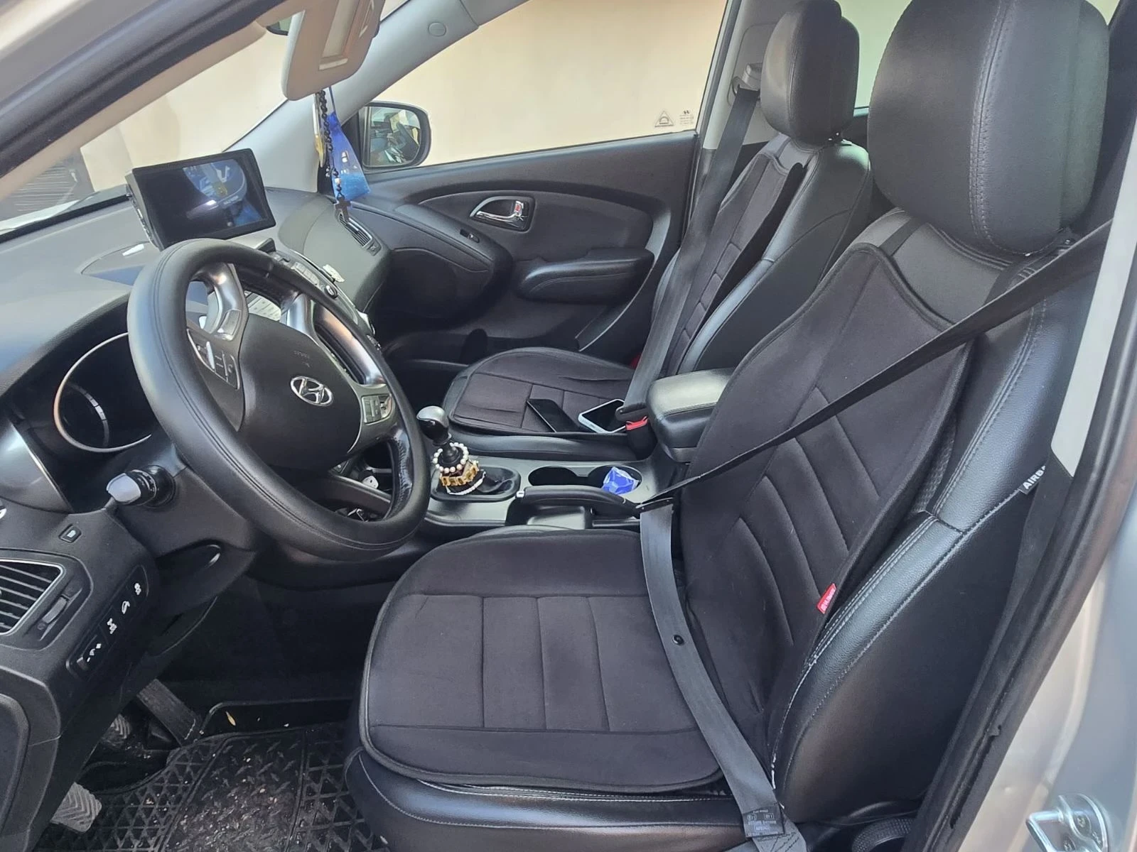 Hyundai IX35, снимка 10 - Автомобили и джипове - 56163004