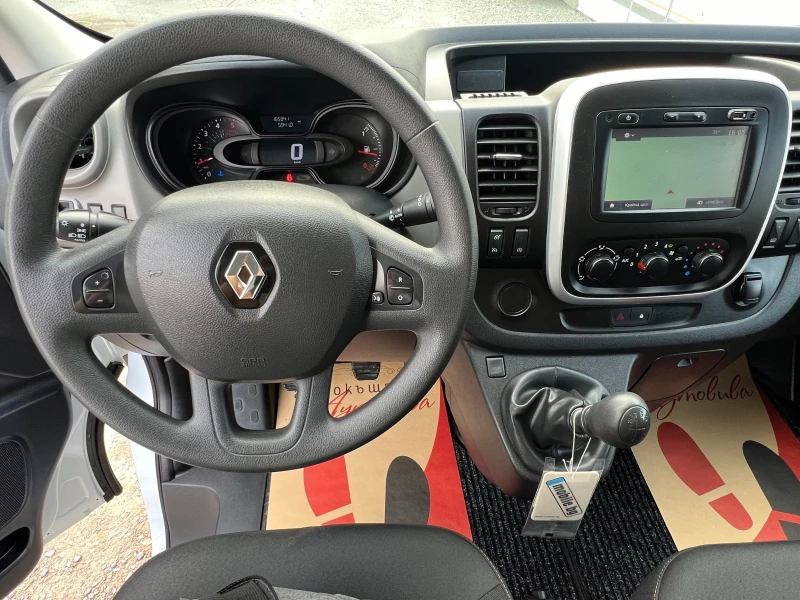 Renault Trafic 165941км./ДЪЛГА БАЗА/ДВЕ СТРAНИЧНИ ВРАТИ/ПЕЧКА/, снимка 14 - Бусове и автобуси - 47150474