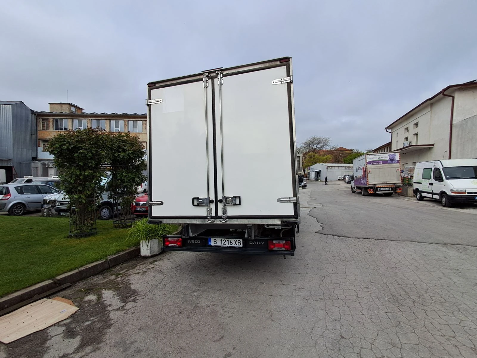 Iveco 35c15 Хладилен, снимка 6 - Бусове и автобуси - 54822546