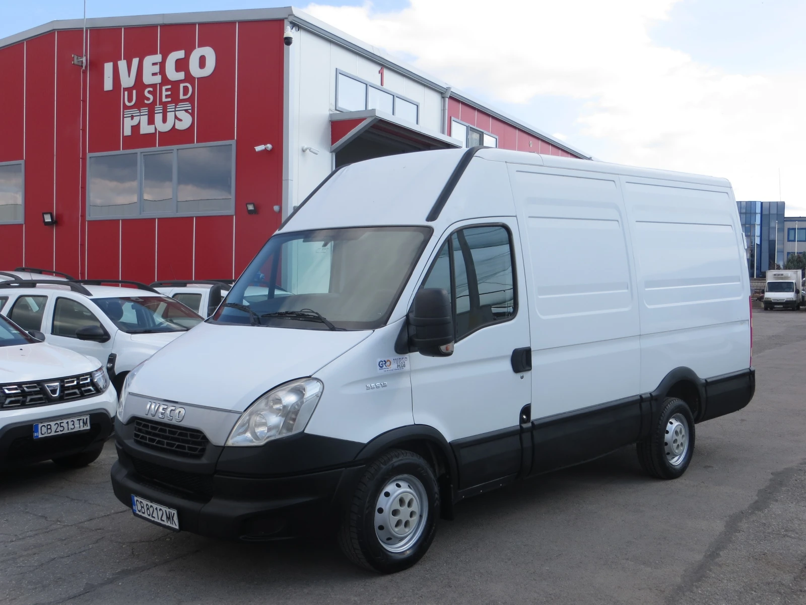 Iveco Daily 35S13-12 КУБ. М. ОБЕМ НА ТОВАРНОТО ПОМЕЩЕНИЕ