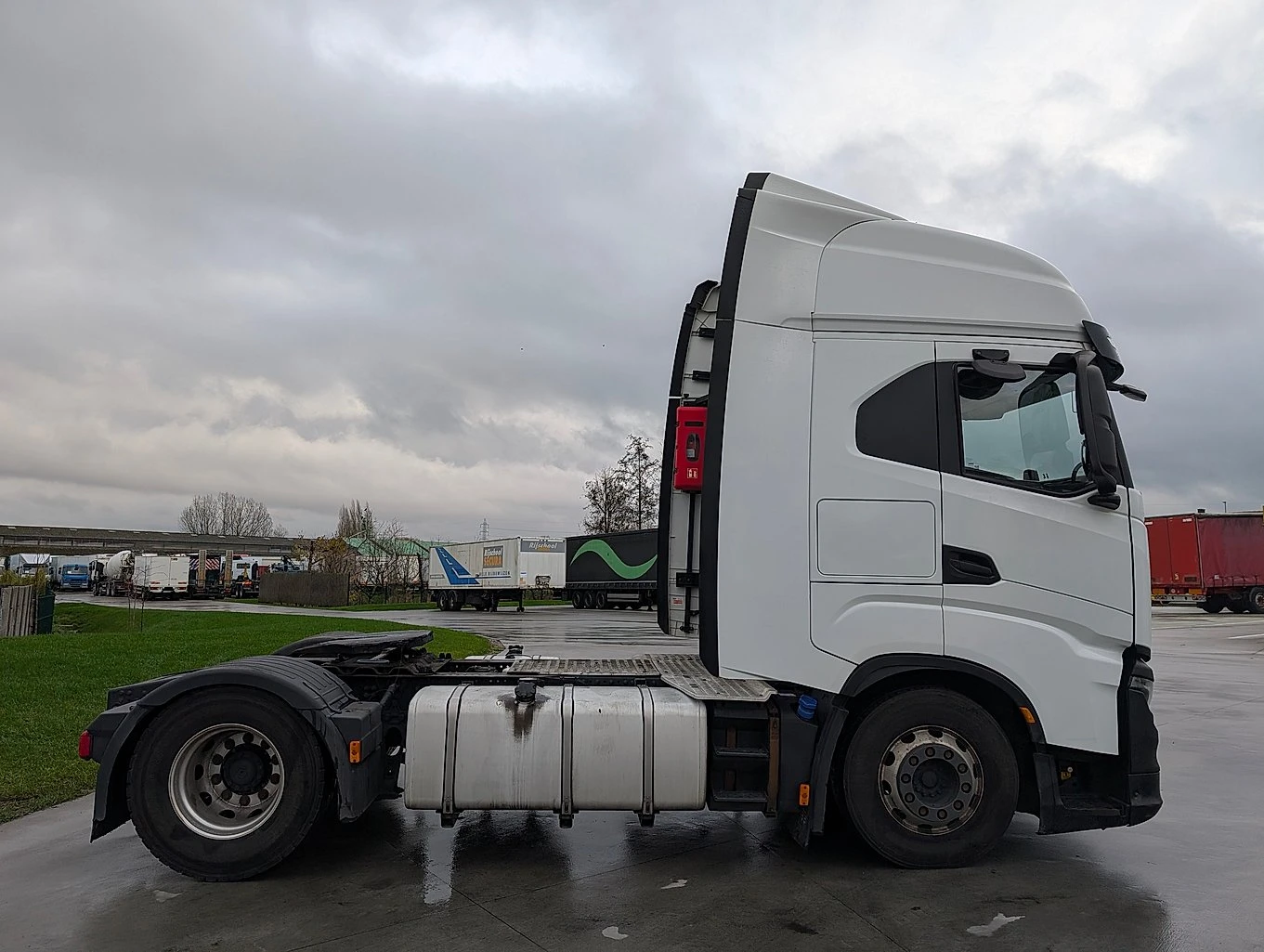 Iveco S-Way 480 - изображение 8