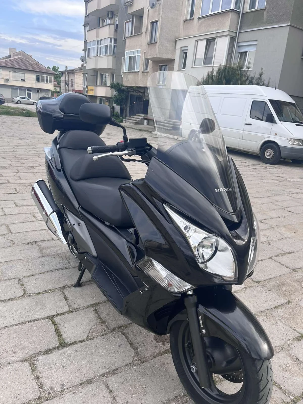 Honda Silver Wing 600, снимка 2 - Мотоциклети и мототехника - 54495517