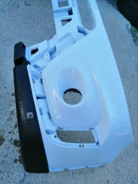 Оригинална броня за Сузуки Витара 2018-2021г....71711-86R....., снимка 7