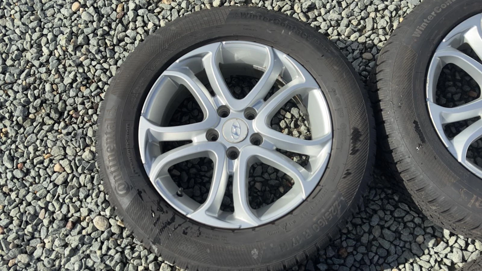    225/60R17  Hyundai Tucson | Mobile.bg   5