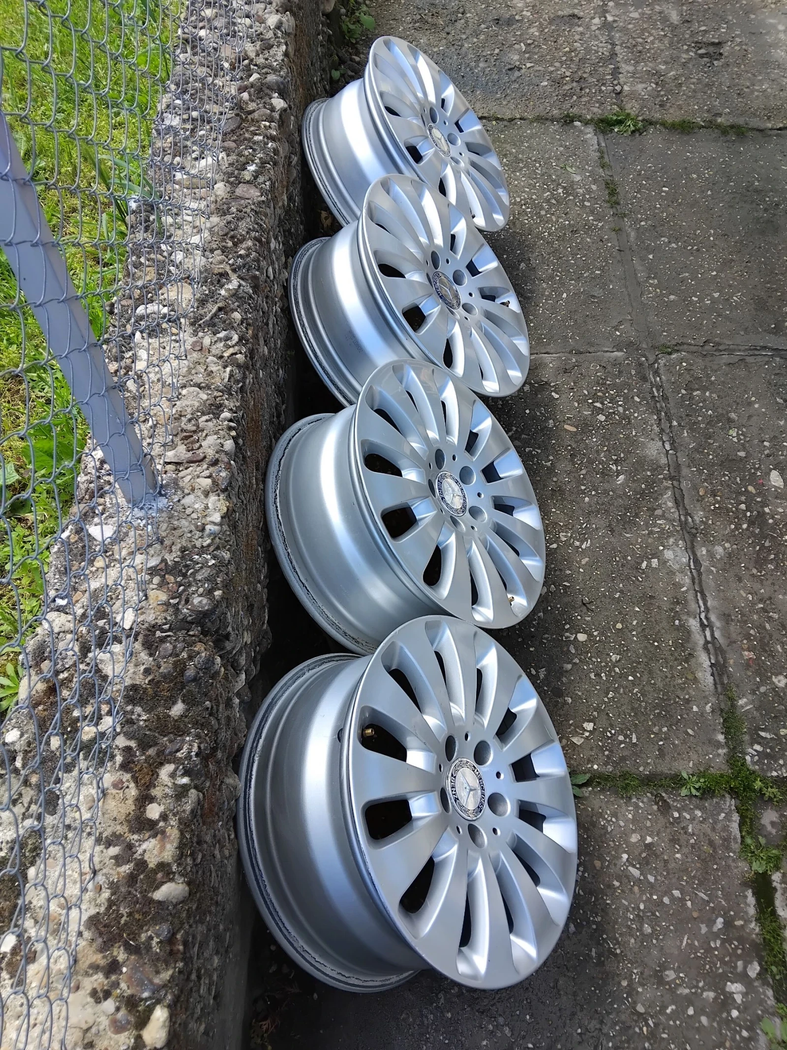 Джанти за Mercedes-Benz C 220, снимка 6 - Гуми и джанти - 54597198