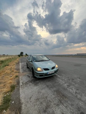 Nissan Almera tino