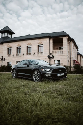 Ford Mustang Premium Plus, снимка 1