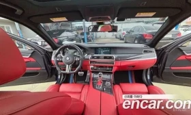 ������ BMW 535