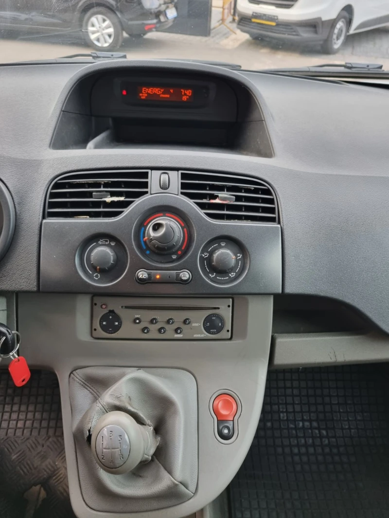 Renault Kangoo 1.6 dCi 85 N1, снимка 9 - Автомобили и джипове - 47059743