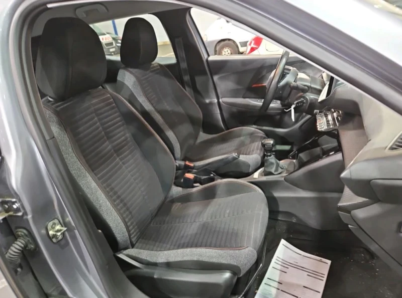 Peugeot 2008, снимка 6 - Автомобили и джипове - 52351991