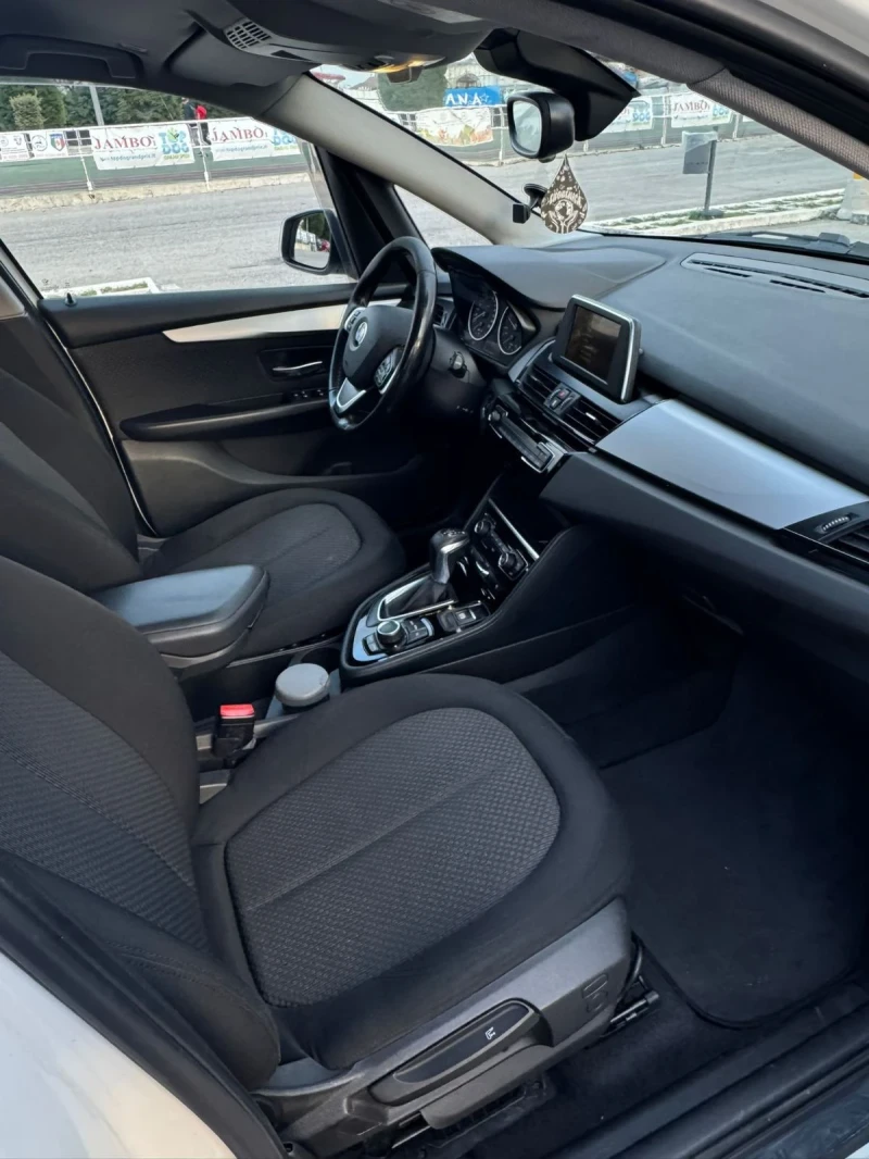 BMW 2 Active Tourer, снимка 2 - Автомобили и джипове - 52655977