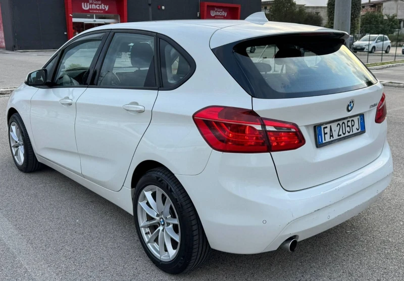 BMW 2 Active Tourer, снимка 7 - Автомобили и джипове - 52655977