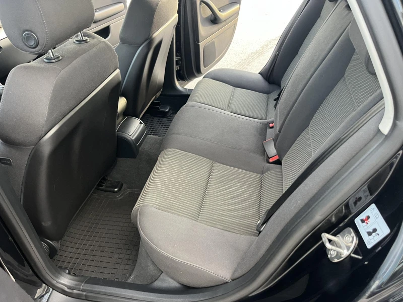 Audi A4 2.7TDI 180кс 6 СКОРОСТИ КЛИМАТРОНИК NAVI АВТОПИЛОТ, снимка 9 - Автомобили и джипове - 52407107