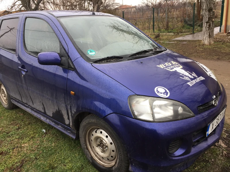 Daihatsu Yrv ТРИ БРОЯ