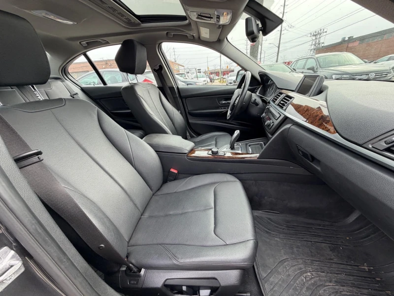 BMW 328 * * XDRIVE * * CARFAX * * АВТО КРЕДИТ * * , снимка 11 - Автомобили и джипове - 52676412