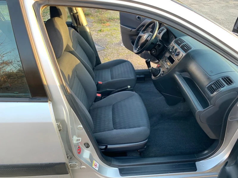 Honda Civic Климатик| 1.6 VTEC 110к.с БЕНЗИН| | Нов внос| , снимка 12 - Автомобили и джипове - 53218712