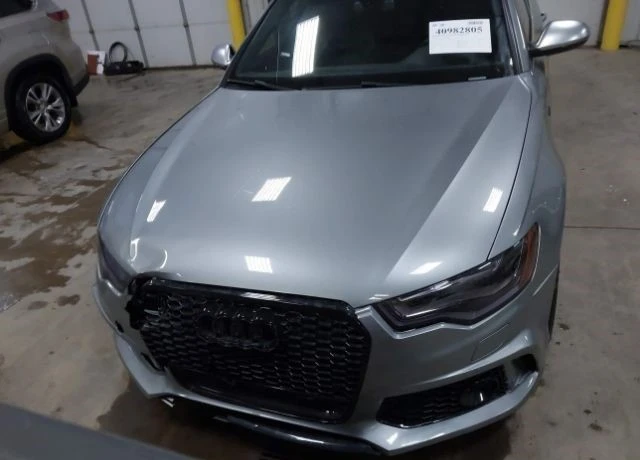 Audi S6 4.0T PRESTIGE* BOSE* DISTRONIC* P.ASSIST* м.точка*, снимка 2 - Автомобили и джипове - 48545419